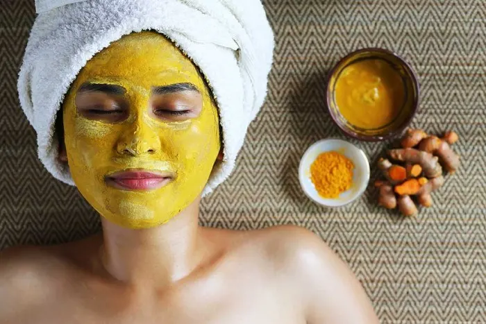 Natural Ways to Reduce Fine Lines in 30s at Home