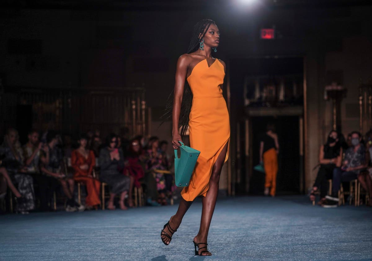 Christian Siriano kicks off New York Fashion Week in color | The Independent